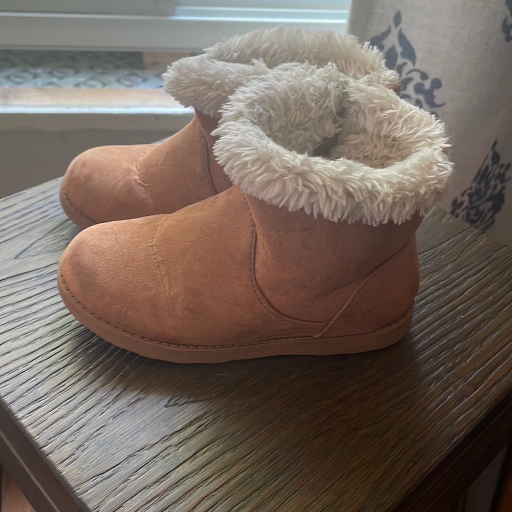 Cat & Jack Boots